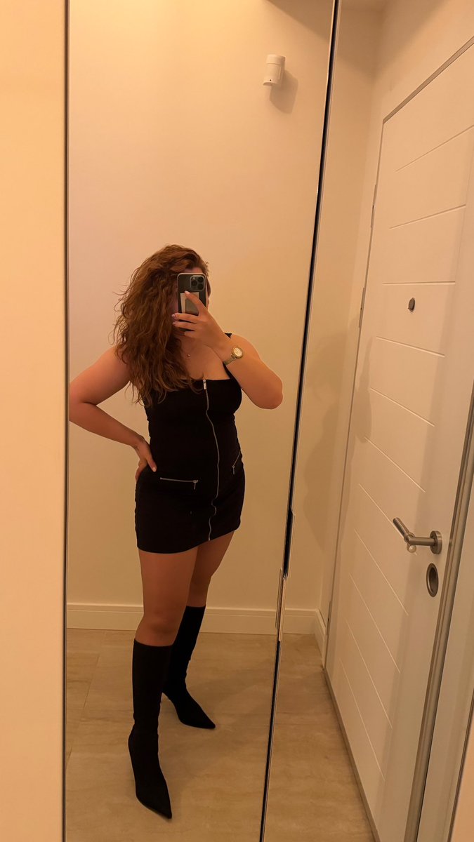 TomrisAnk1's tweet photo. Tünolardan bir demet 😜🖤 https://t.co/35HEh2Gsue