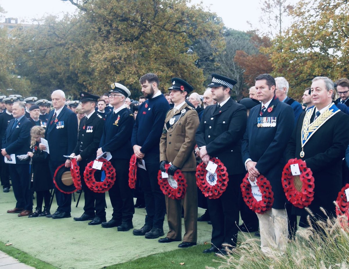 A great honour to represent <a href="/DorsetMason/">Dorset Freemasons</a> at the Cenotaph in Poole - a huge crowd in attendance and congratulations to the parade commander (of <a href="/PooleSeaCadets/">Poole Sea Cadets</a> ) who kept everything in perfect shape.