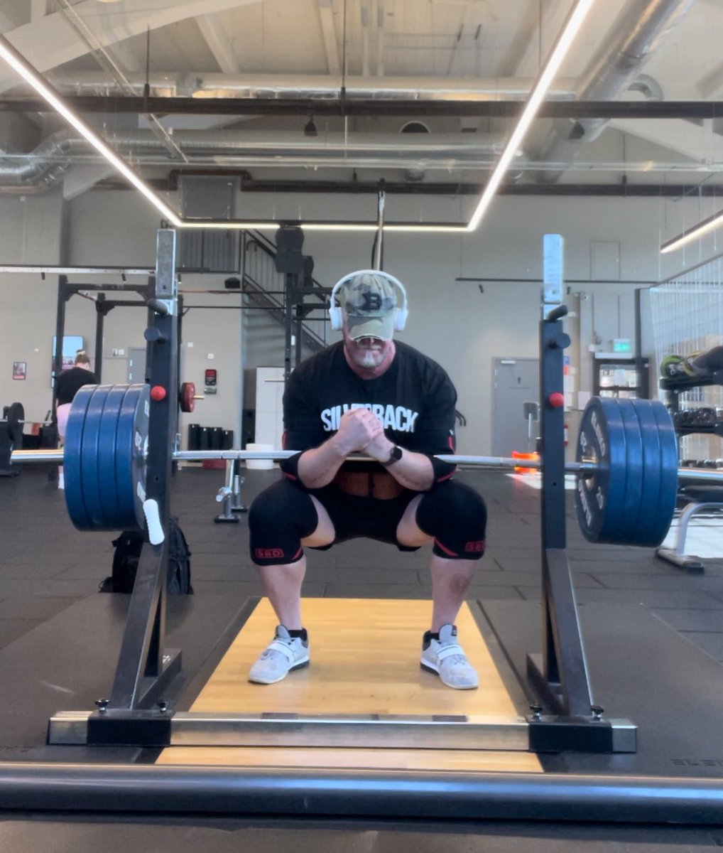 thepeterlang's tweet image. Deload weeks are essential but so boring…a tired, sore, hungry humpty dumpty needs to be put together again…but…I miss the heavy already.

I am nothing special. My point is everyone that trains hard, elite or not, needs to deload and look at recovery.
#recovery #deload