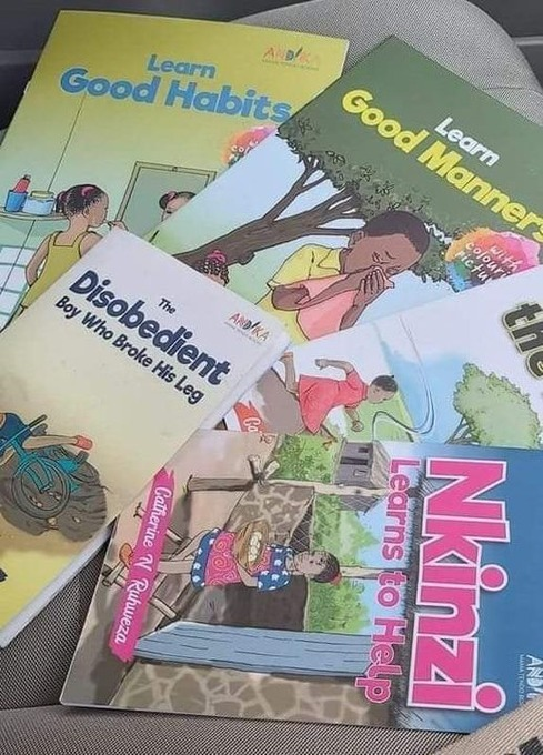 Reading is an exercise for the brain. For children, it is a chance to expand their vocabulary, develop critical thinking skills and develop cognitive abilities. This set of kids books is 40,000. Available on delivery, cont. 0773195160 for delivery