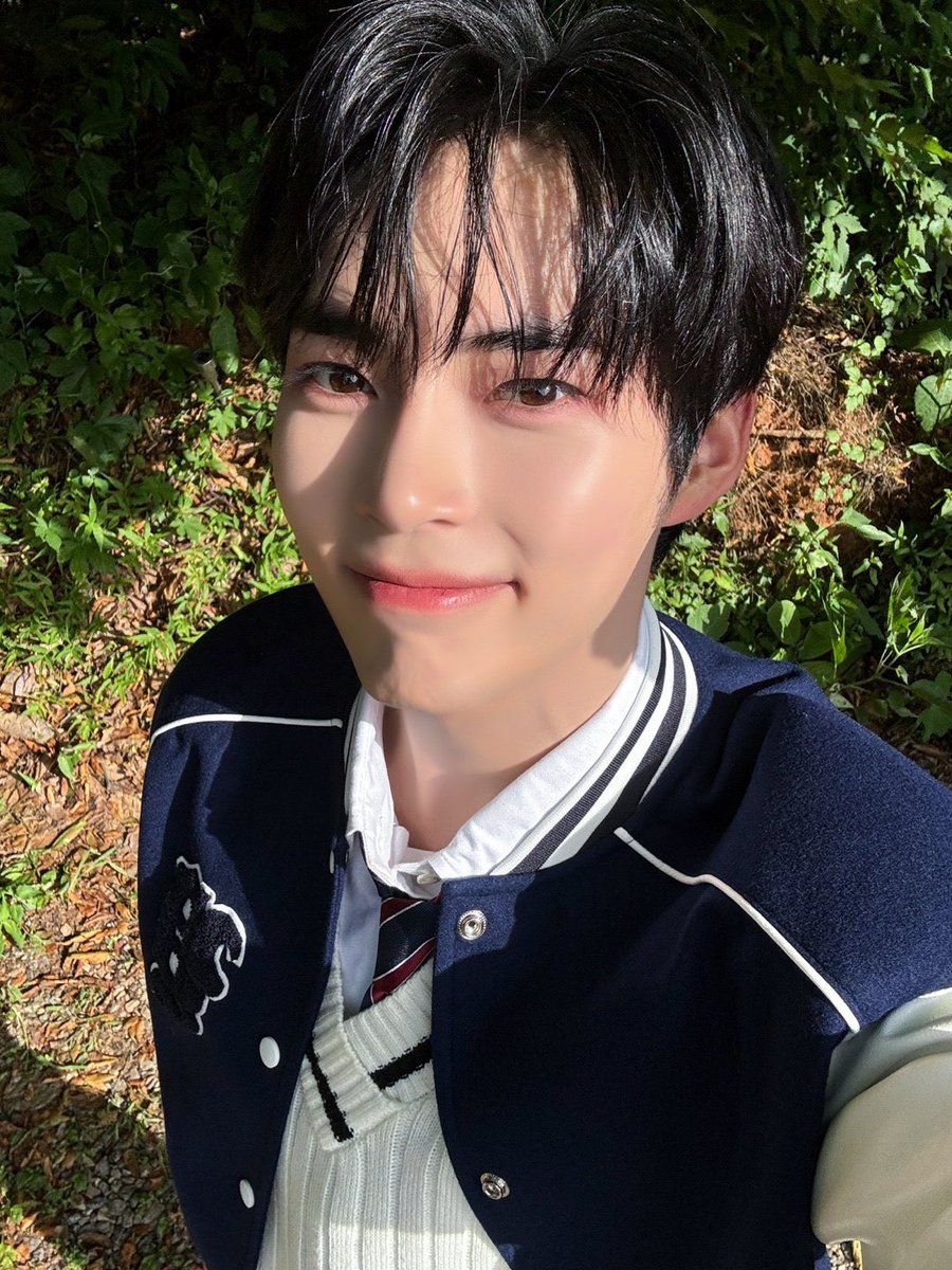 shbpics's tweet photo. 🖤💬 https://t.co/sBvjIiofAf