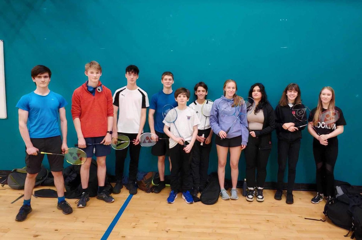 PKC Badminton 🏸

Well done to all pupils involved and to our two young leaders Alick &amp; Tristan for leading badminton club 🤩

Runners up Max &amp; Kacper 🥈
#WeareCHS #determination 

<a href="/ActiveSchCrieff/">ActiveSchoolsCrieff</a>