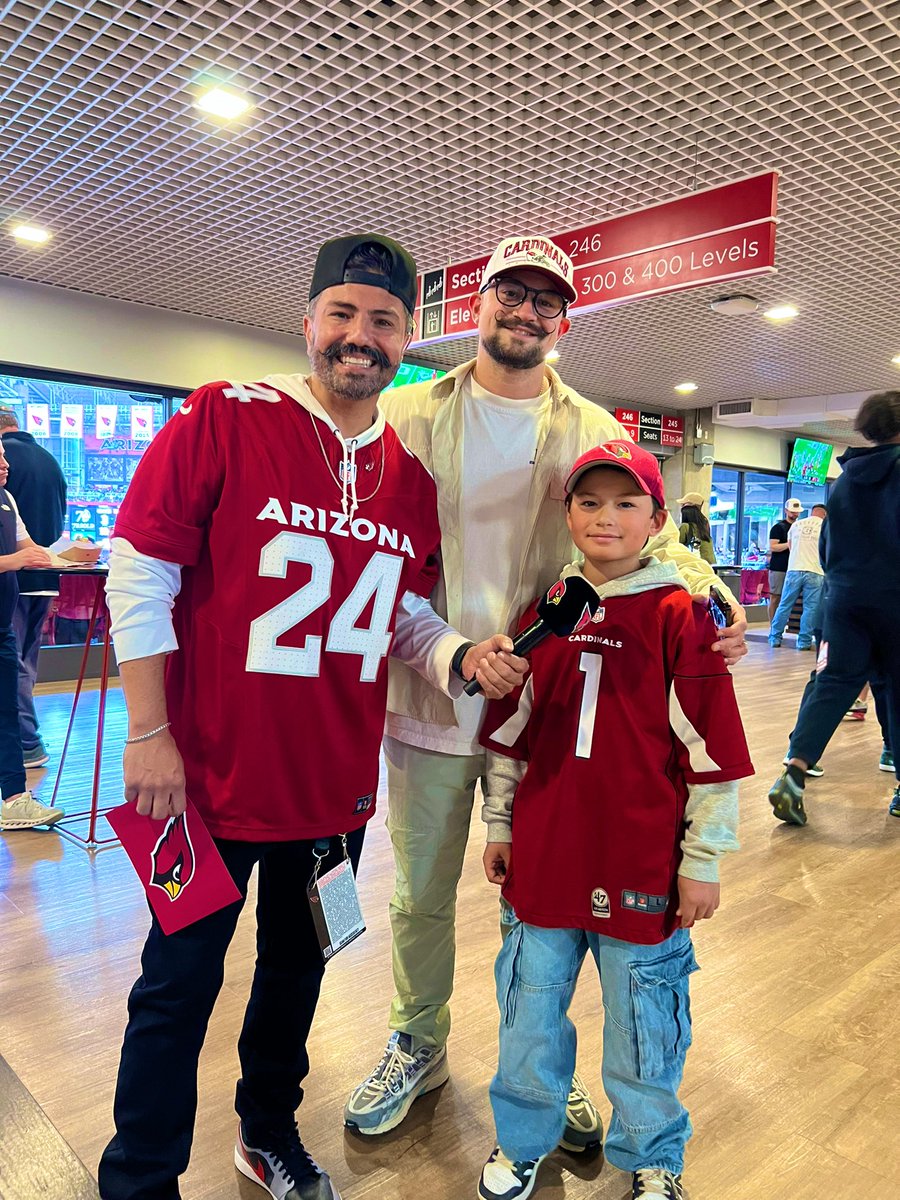TheMannerbarber's tweet photo. It’s Family business. 
@AZCardinals https://t.co/vN15OdyQtJ