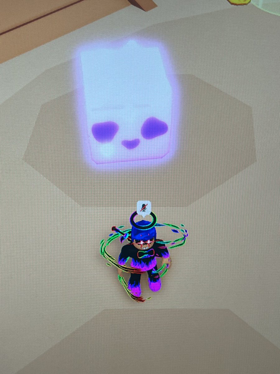 Huge glowy ghost giveaway 

Like
Follow
Retweet 
Comment your username
