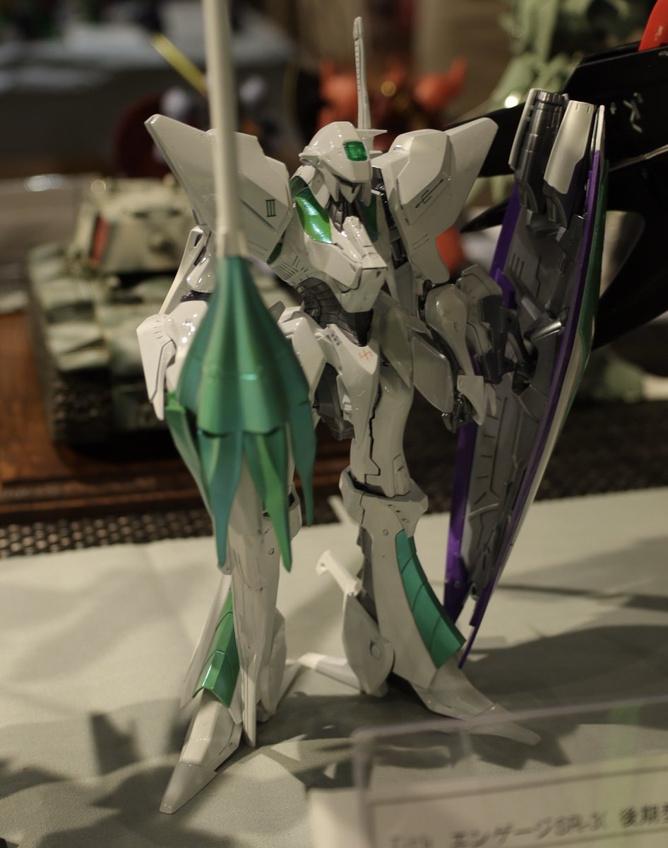 unlimited_x's tweet photo. ヒロさん
デスティニーガンダム
エンゲージSR3
ガンダムデスサイズヘルEW
デスティニーは後々ゼウスシルエット装備にバージョンアップ予定だそうです
#9mc
#LAST9mc https://t.co/ykeocvuf2N