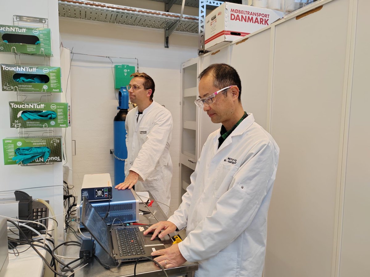 Just before the projects' end Jun Maruyama joined Aarhus University team to conduct experiments on #greenammonia.