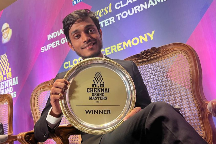 ChessBase's tweet image. The Chennai Grand Masters concluded with a thrilling finale.
In a surprising turn, Aravindh Chithambaram emerged victorious after defeating Parham Maghsoodloo and then besting Arjun Erigaisi and Levon Aronian in tiebreaks.
Congratulations!
Report: en.chessbase.com/post/chennai-g…