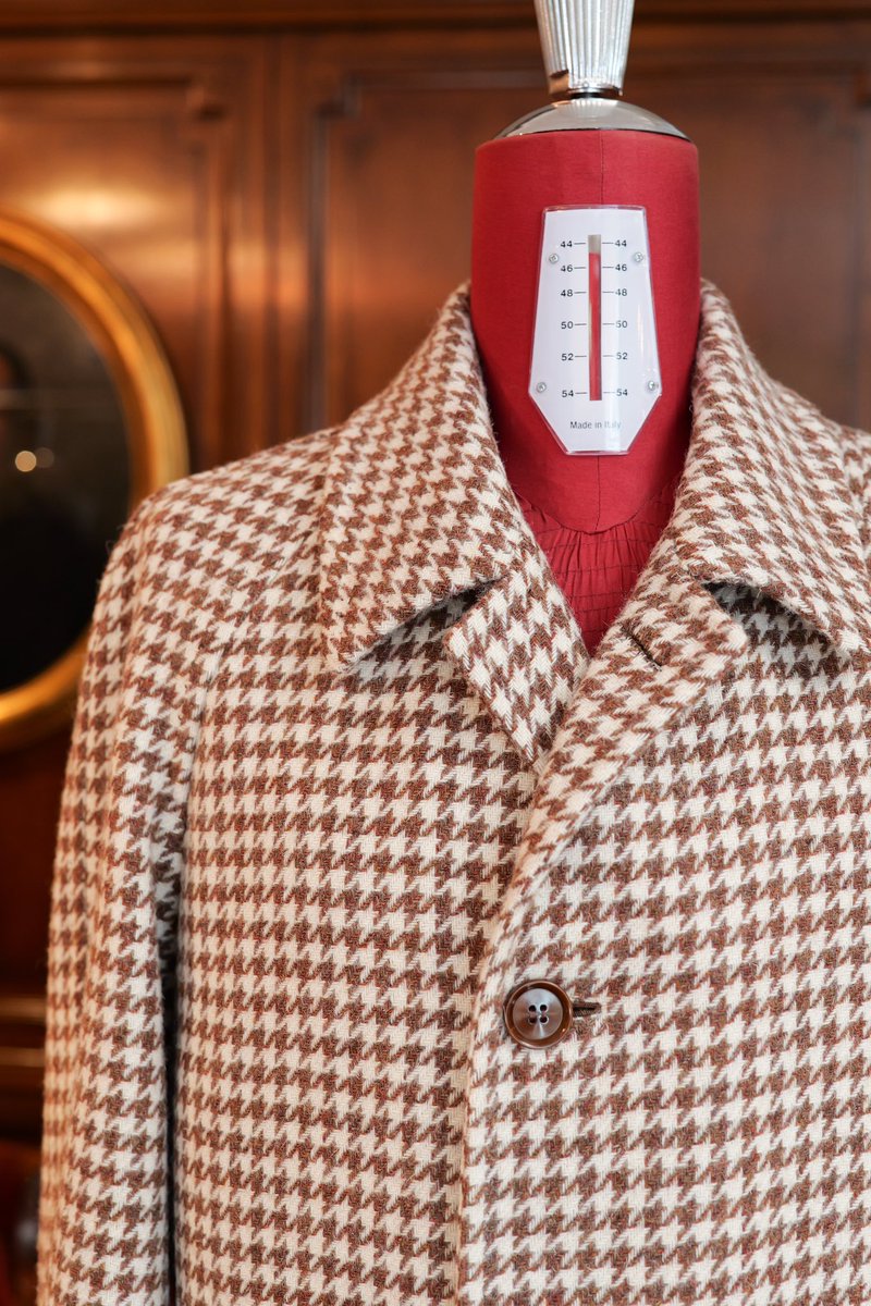 GinzaPecora's tweet photo. Raglan coat by PECORAGINZA <Tailor Hideaki Sato>
Fabric : FOX BROTHERS Tweed
<FULLY HANDMADE>
#pecoraginza #hideakisato #overcoat # #raglancoat #coat #foxbrothers #sartoria #sartorial #tailor #bespoke #bespoketailoring #fattoamano #fullyhandmade #ペコラ銀座 https://t.co/zc3vWYktGD