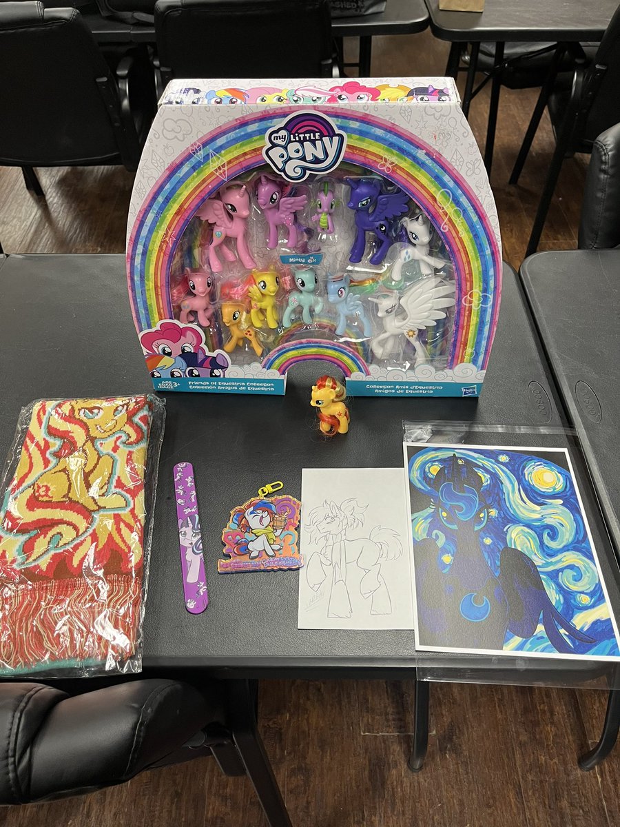 Loot nabbed from #PVCF24

(NGL: Especially timely was picking up spare wallets from <a href="/mylittleties/">My Little Ties</a> as my old one was starting to fall apart.)