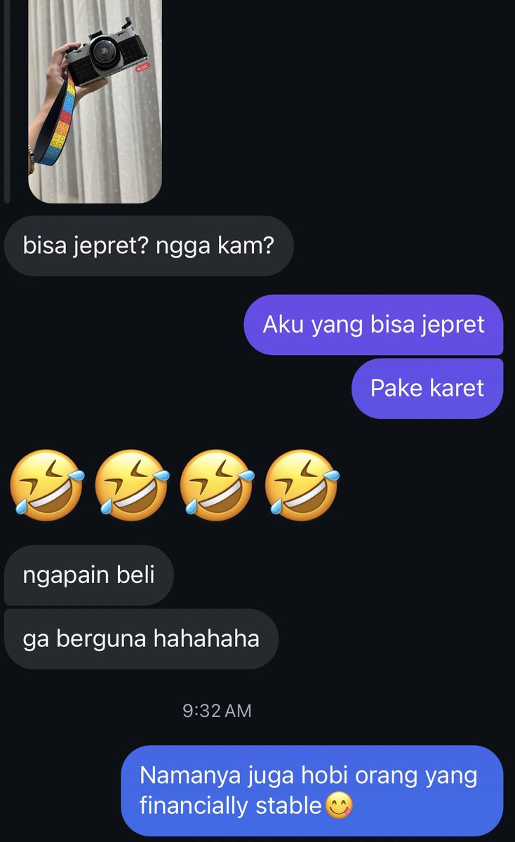 dewisutrisno_'s tweet image. “Cewek tuh harus punya hobi” also man ketika melihat cewe lagi asik sama hobinya ngerakit LEGO: