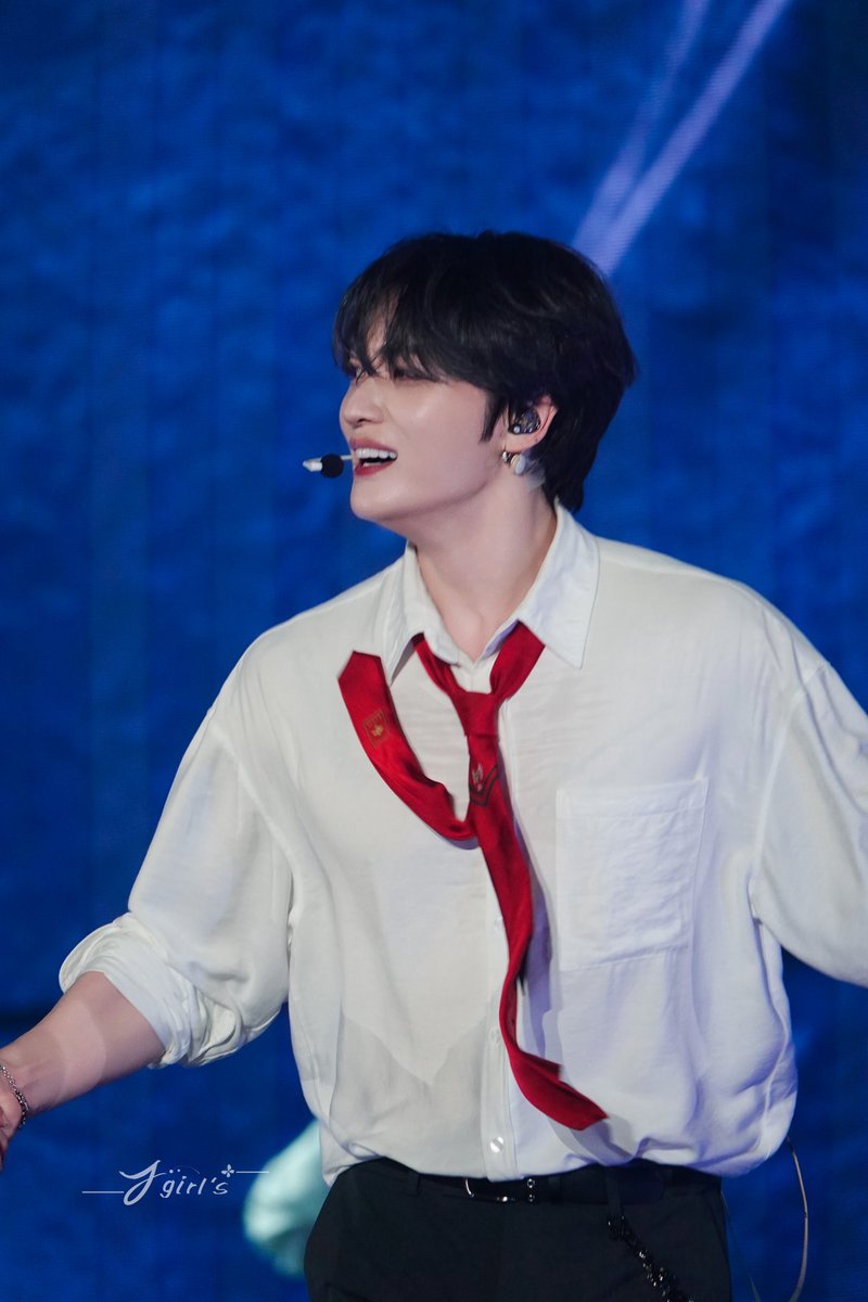 20241110 𝗝𝗫 𝗜𝗗𝗘𝗡𝗧𝗜𝗧𝗬 in Seoul

힘이 되어줘서 고마워  1️⃣

<a href="/bornfreeonekiss/">kimjaejoong</a> 

#金在中 #ジェジュン #김재중 #JJ #Kimjaejoong #JX_IDENTITY