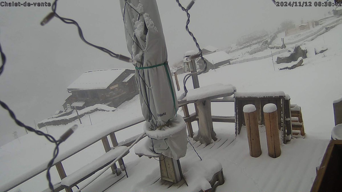 12 Décembre 2024
Premières chutes de neige sur notre site.
Bonheur.
<a href="/LesMenuires/">Les Menuires</a> <a href="/Val_Tho/">❄️ Val Thorens ❄️</a> <a href="/3Vallees_france/">Les 3 Vallées</a>