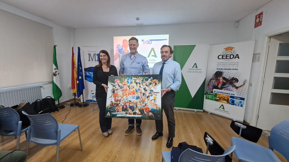 Andalucía es Deporte (@deporteand) on Twitter photo ‼️ Y la segunda por la tarde con alumn@s del programa <a href="/Ceedandalucia/">Centros Educativos Excelencia Deportiva Andalucía</a> de #Huelva
👏👏👏
#AndalucíaElLugarDelDeporte #Mentor10 ‼️ Y la segunda por la tarde con alumn@s del programa <a href="/Ceedandalucia/">Centros Educativos Excelencia Deportiva Andalucía</a> de #Huelva
👏👏👏
#AndalucíaElLugarDelDeporte #Mentor10