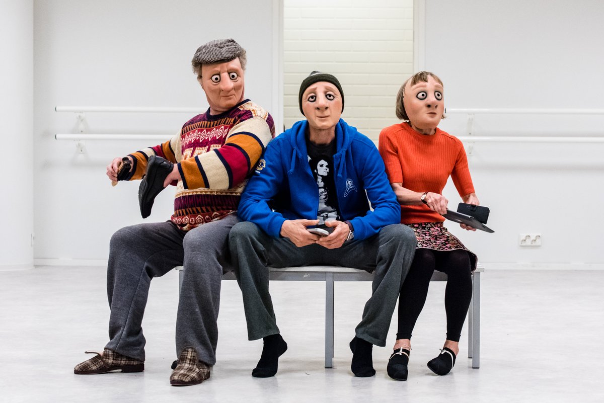 Shoreditch Town Hall (@shoreditchth) on Twitter photo <a href="/VamosTheatre/">Vamos Theatre</a>'s residency, 'Revealing the Mask' will give you both a thorough introduction to full mask technique and more advanced skills, deepening your understanding of the form.
<a href="/MimeLondon/">MimeLondon</a> #MimeLondon25
shoreditchtownhall.com/whats-on/vamos…
📅 1 & 2 February 2025
📷 Nina Huisman <a href="/VamosTheatre/">Vamos Theatre</a>'s residency, 'Revealing the Mask' will give you both a thorough introduction to full mask technique and more advanced skills, deepening your understanding of the form.
<a href="/MimeLondon/">MimeLondon</a> #MimeLondon25
shoreditchtownhall.com/whats-on/vamos…
📅 1 & 2 February 2025
📷 Nina Huisman