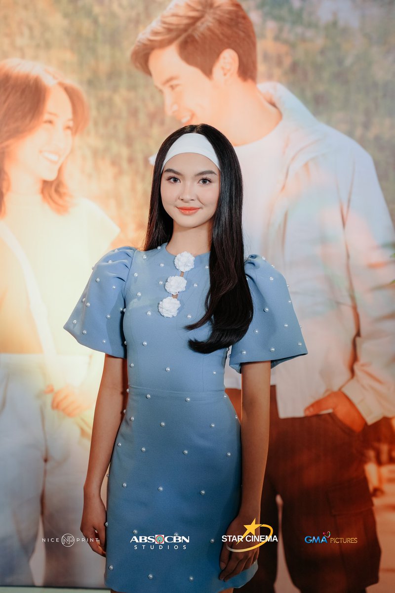 StarCinema's tweet photo. PBB ex-Housemate Kai joins us at the Red Carpet of #HelloLoveAgainTheWorldPremiere.

#HelloLoveAgain in 500 PH cinemas and soon worldwide.🍁 https://t.co/RhLoi0aL0V