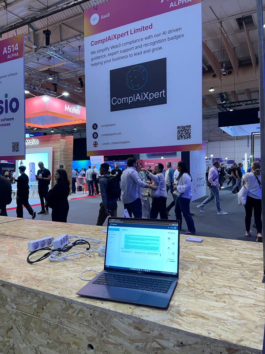 Luckily the name of what we do speaks for itself, as our team left the booth and the laptop to enjoy the sun and chat to people around 🤣