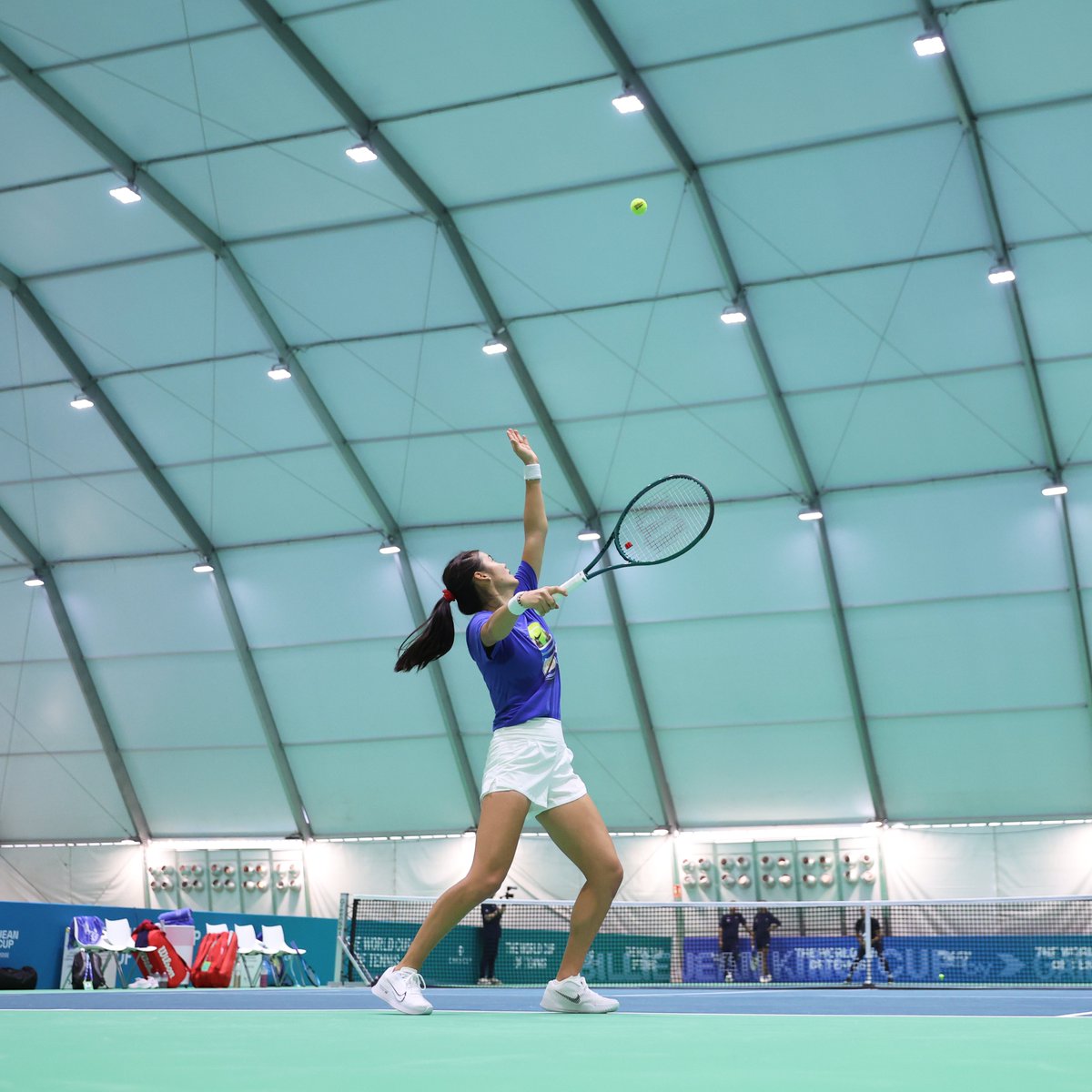 🆙 <a href="/EmmaRaducanu/">Emma Raducanu</a> 

#BJKCupFinals