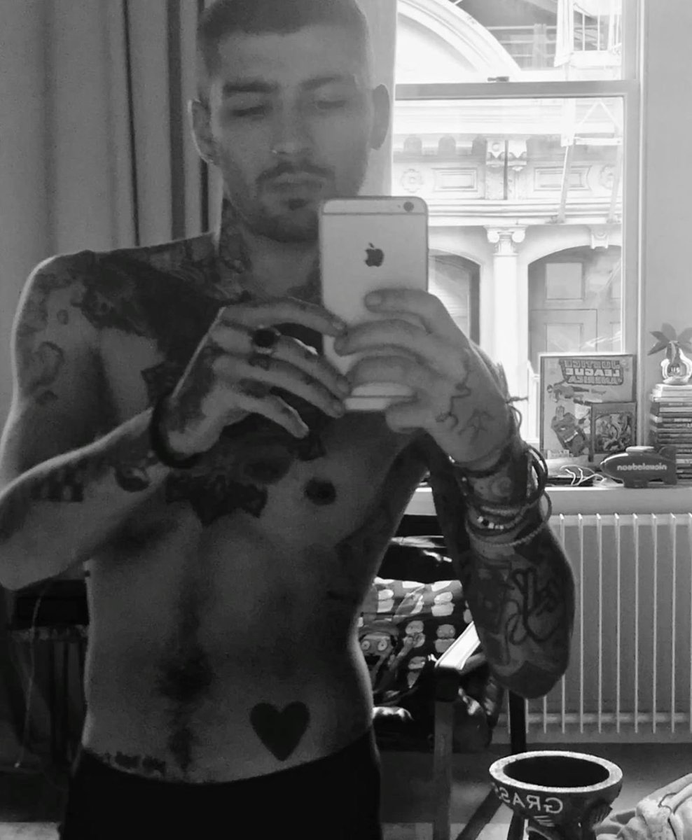 zayn pics (@sourcezayn) on Twitter photo 