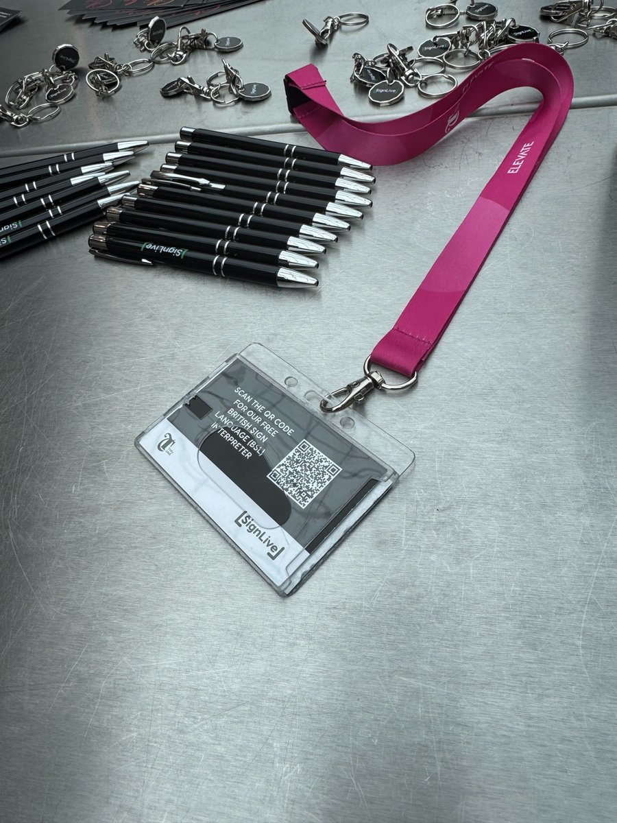 SignLive tweet media