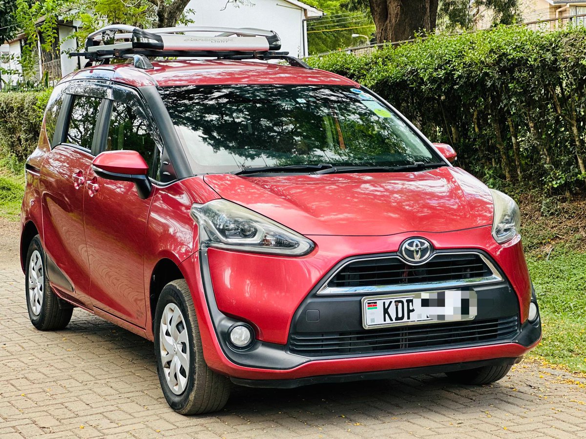 BigJs_Motors's tweet image. Sleek and Stylish 🚗
Model: Toyota Sienta | 2017
Engine: 1.5l  Petrol
Features: Full Spec
Price: 1,399,999/=
Caption: "Upgrade your commute with the Sienta– where style meets performance. Safety, luxury, and affordability in one sleek package. #ExploreWithBigJs #toyota #SIENTA