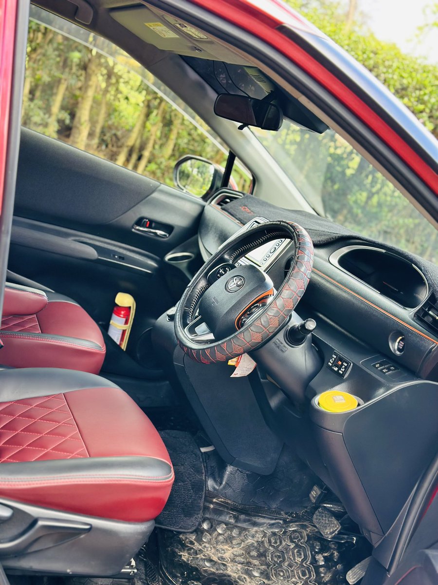 BigJs_Motors's tweet image. Sleek and Stylish 🚗
Model: Toyota Sienta | 2017
Engine: 1.5l  Petrol
Features: Full Spec
Price: 1,399,999/=
Caption: "Upgrade your commute with the Sienta– where style meets performance. Safety, luxury, and affordability in one sleek package. #ExploreWithBigJs #toyota #SIENTA