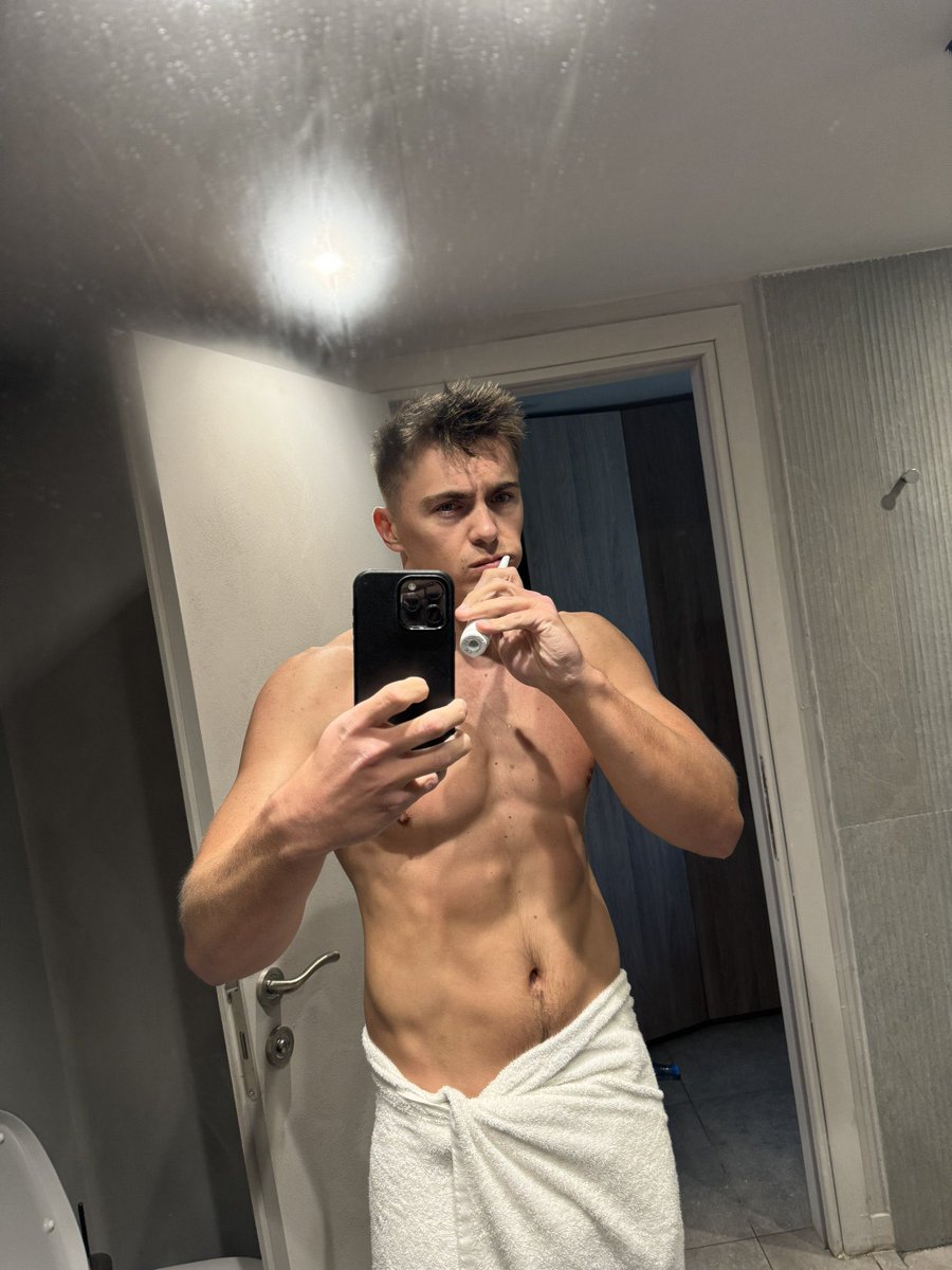 Alpha Alex 🐺 tweet media