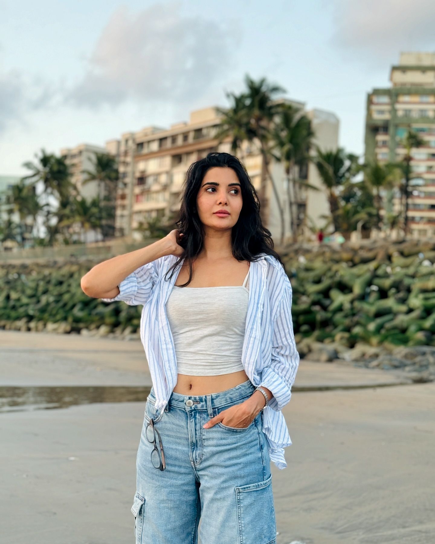 GcL5ntAXEAAPLT5?format=jpg&name=large