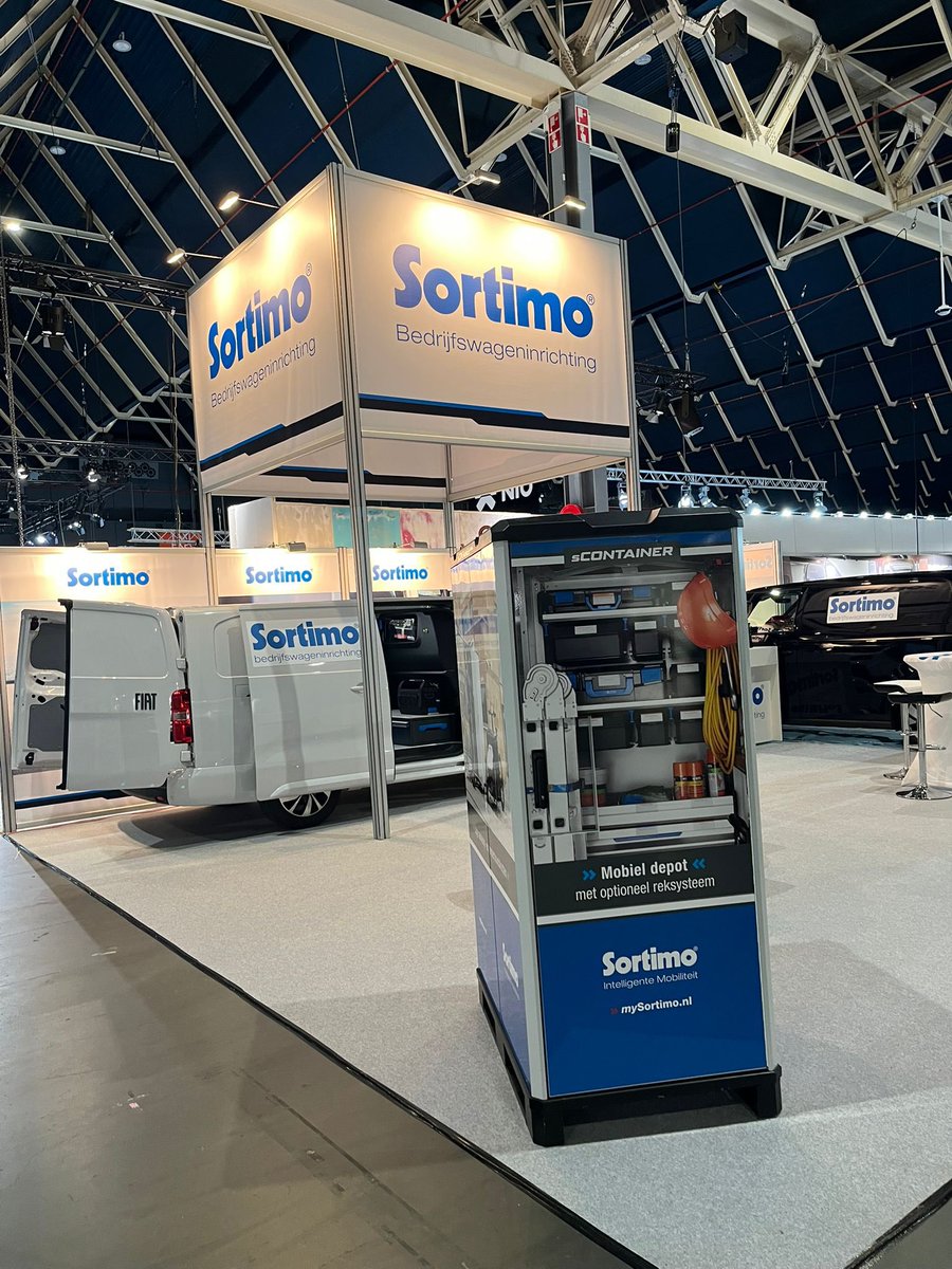 Morgen zijn wij te vinden op de Fleet Expo!
 
Graag bespreken we de mogelijkheden van onze slim opgebouwde aluminium SR5 bedrijfswageninrichting, waarmee er optimaal gebruik gemaakt wordt van de laadruimte.
 
#Sortimo #SortimoNL #bedrijfswageninrichting #FleetExpo #FleetExpo2024