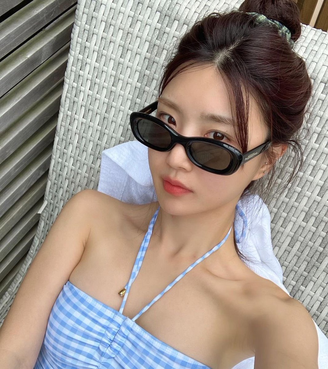 yunaislee's tweet photo. Howdy? 🌊 https://t.co/dO8K8LpSpm