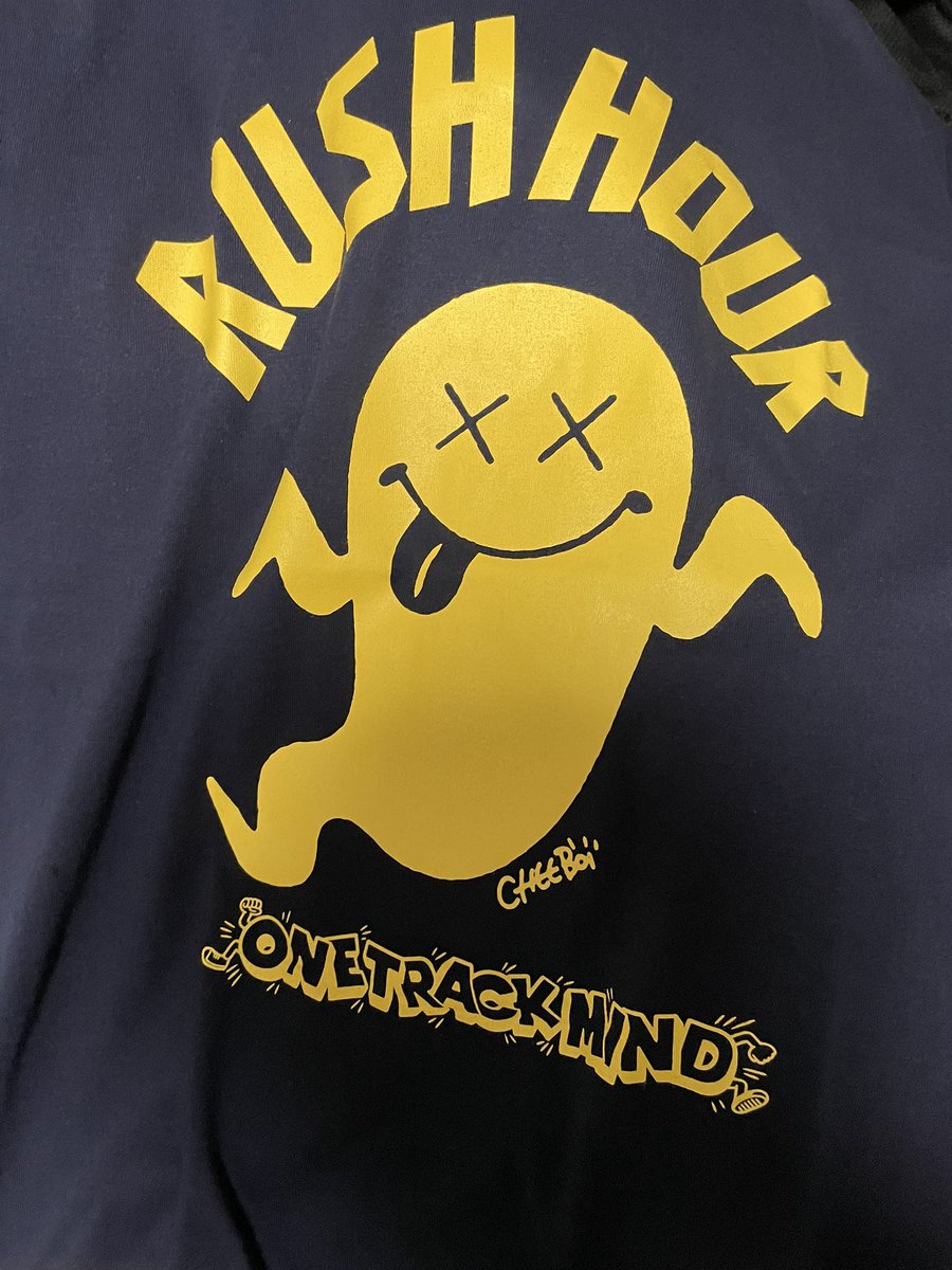 diediestomp's tweet photo. マーグリーンと迷いましたが、ワタクシはこちらのカレッジライクなカラーのワントラ Tシャーツにいたしました👻
これ着てる人みんな、君はともだち🥳
#チーボヲイ
#cheeboi https://t.co/oHRxDOhIu3