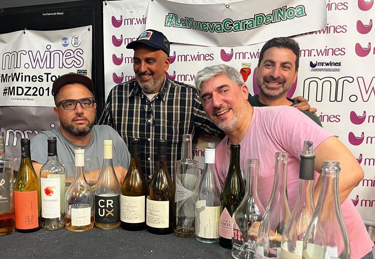 Musu (@vinotecamrwines) on Twitter photo Anoche organizado x <a href="/guillerochelle/">Guillermo Rochelle</a> probamos a ciegas 15 rosados en la cueva! La pasamos muy bien! Gracias a todos los q colaboraron! Anoche organizado x <a href="/guillerochelle/">Guillermo Rochelle</a> probamos a ciegas 15 rosados en la cueva! La pasamos muy bien! Gracias a todos los q colaboraron!