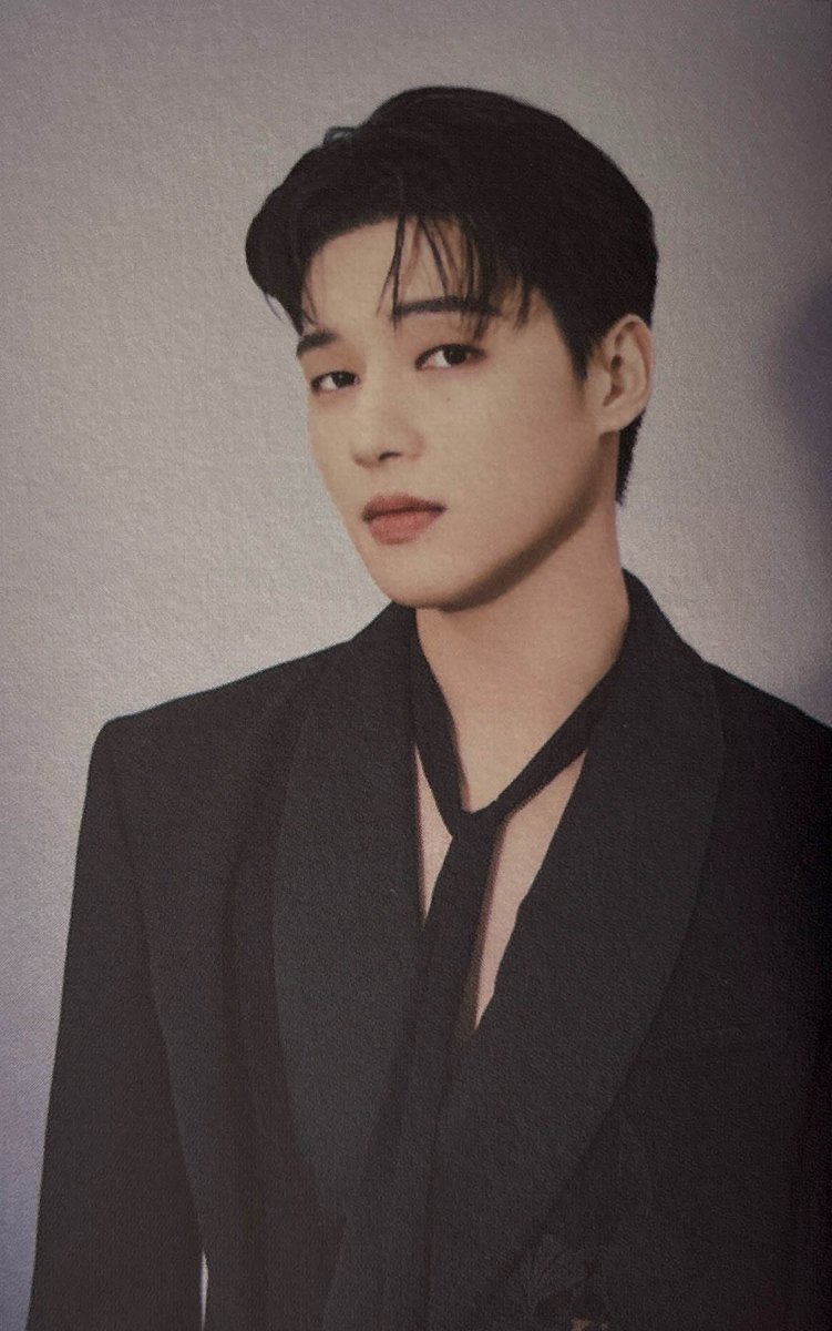 atz_scans's tweet photo. #WOOYOUNG #에이티즈 #ATEEZ #GOLDENHOURPART1 https://t.co/H7Fm9YLOGo