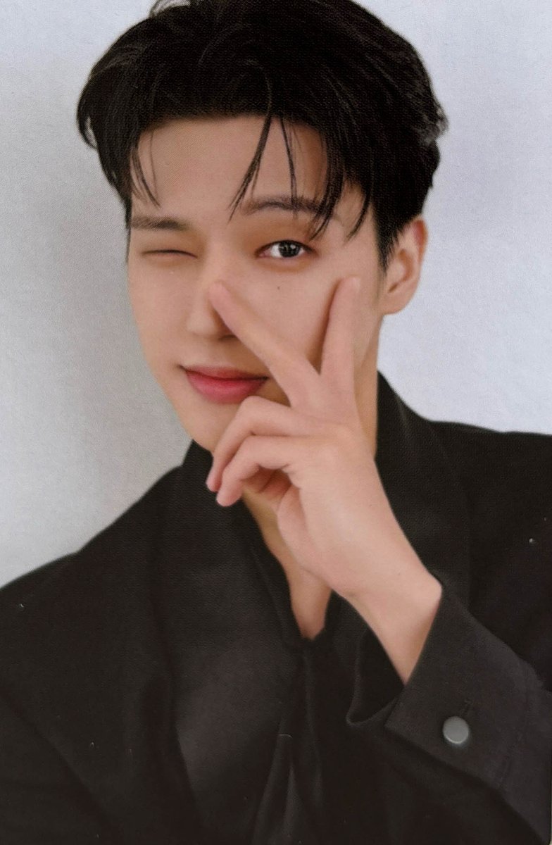 atz_scans's tweet photo. ~ Photocards ~
#YUNHO #SAN #WOOYOUNG #에이티즈 #ATEEZ #GOLDENHOURPART1 https://t.co/8PXaesu1Ph