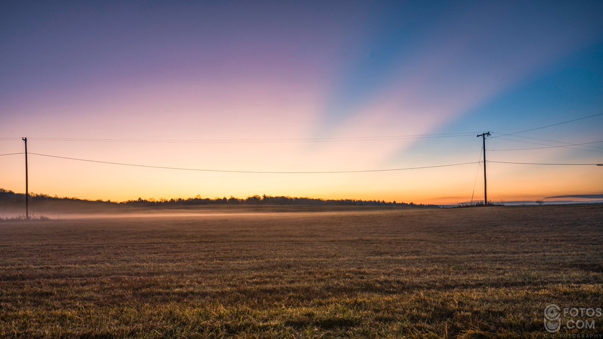 CUfotog's tweet photo. My alarm clock last Friday morning: nature's own light show in Deep Creek. 🌅 (Who needs coffee when you have this?) 
#sunrise, #deepcreek, #maryland, #naturephotography, #landscapephotography, #outdoors, #morning, #peaceful, #serenity, #goldenhour, #misty, #field, #sky, #clouds https://t.co/L6bbhpf1Jm