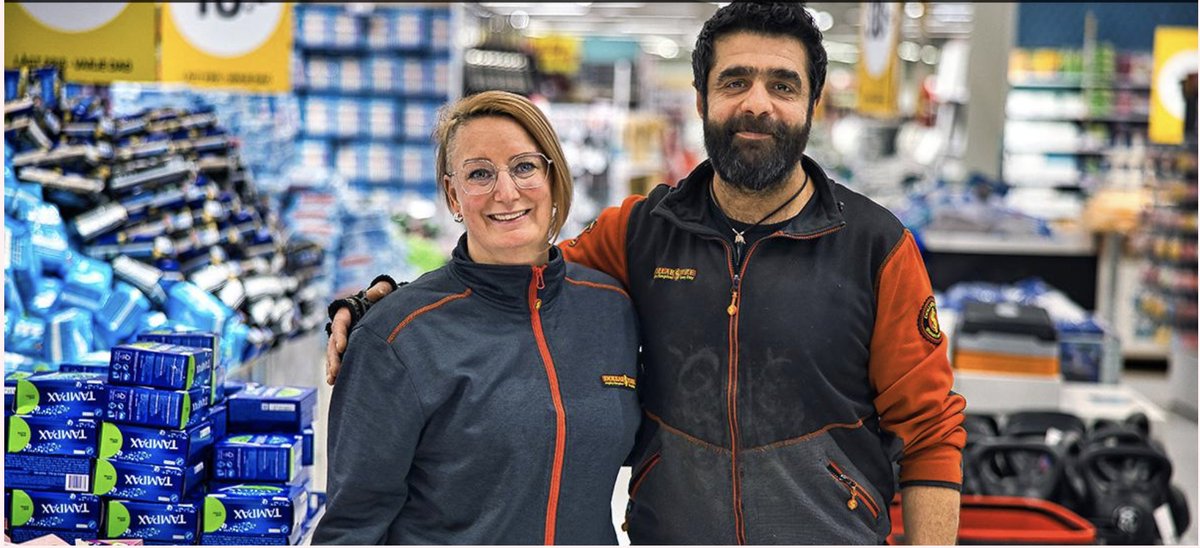 Nystartsjobb via <a href="/Arbetsformed/">Arbetsförmedlingen</a> är bästa sättet att hitta duktiga medarbetare - DollarStore. #integration #inkludering #mångfald <a href="/SobonaSverige/">Arbetsgivarorganisationen Sobona</a> <a href="/AltingetA/">Altinget Arbetsmarknad</a> <a href="/seARBETSMARKNAD/">Arbetsmarknad.se</a> <a href="/Kompetens_ftgs/">Kompetensföretagen</a> <a href="/LOSverige/">LO Sverige</a> <a href="/svenaringsliv/">Svenskt Näringsliv</a> <a href="/tidningenchef/">Chef</a> <a href="/TidnArbetsliv/">tidnarbetsliv</a> <a href="/Dagens__PS/">DagensPS.se</a> 
dagensps.se/ps-partner/sna…