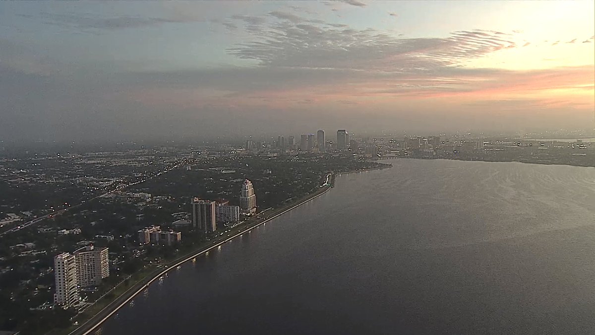 Rollpantilt's tweet photo. #GMTB @Fox13Traffic @jenepsteinfox13 @ReginaGFox13 @SarahWTSP @TampaBayTraffic @abcactionnews @10TampaBay @FOX13News @kathyonair #SkyFOX1🦊🇺🇸 https://t.co/zxV4nUYx1y