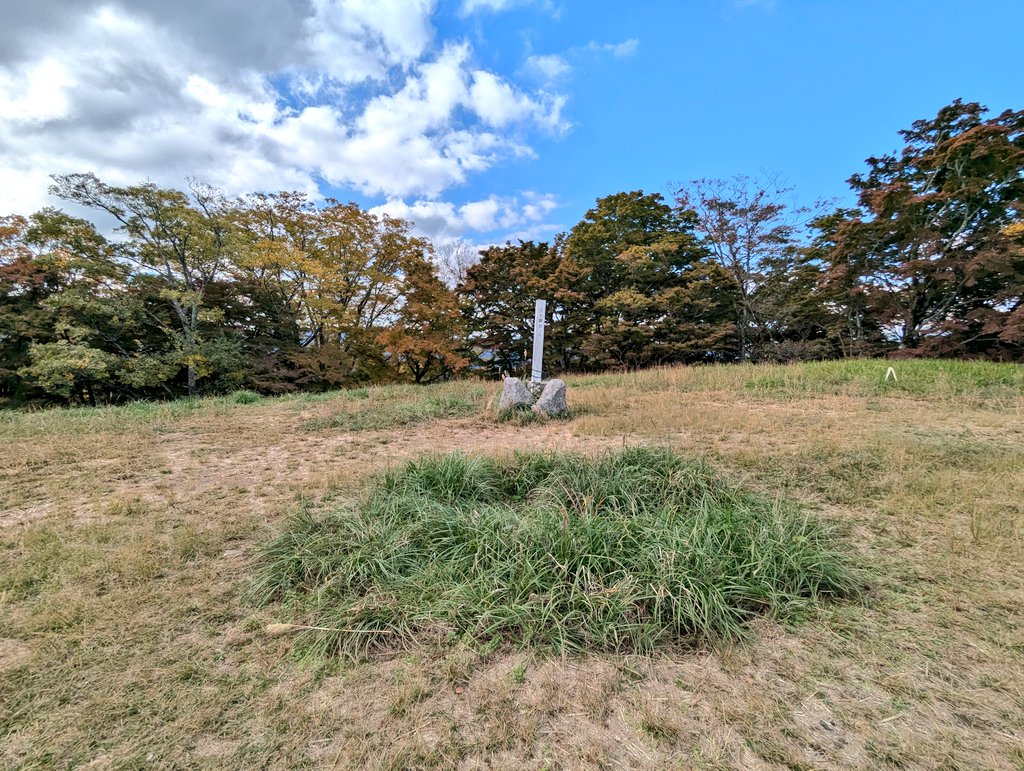 masafumi317's tweet image. 初めて津和野城跡へ🏯
途中までリフトで行ける😄
山城は眺望が良くていいね😍

#津和野城跡