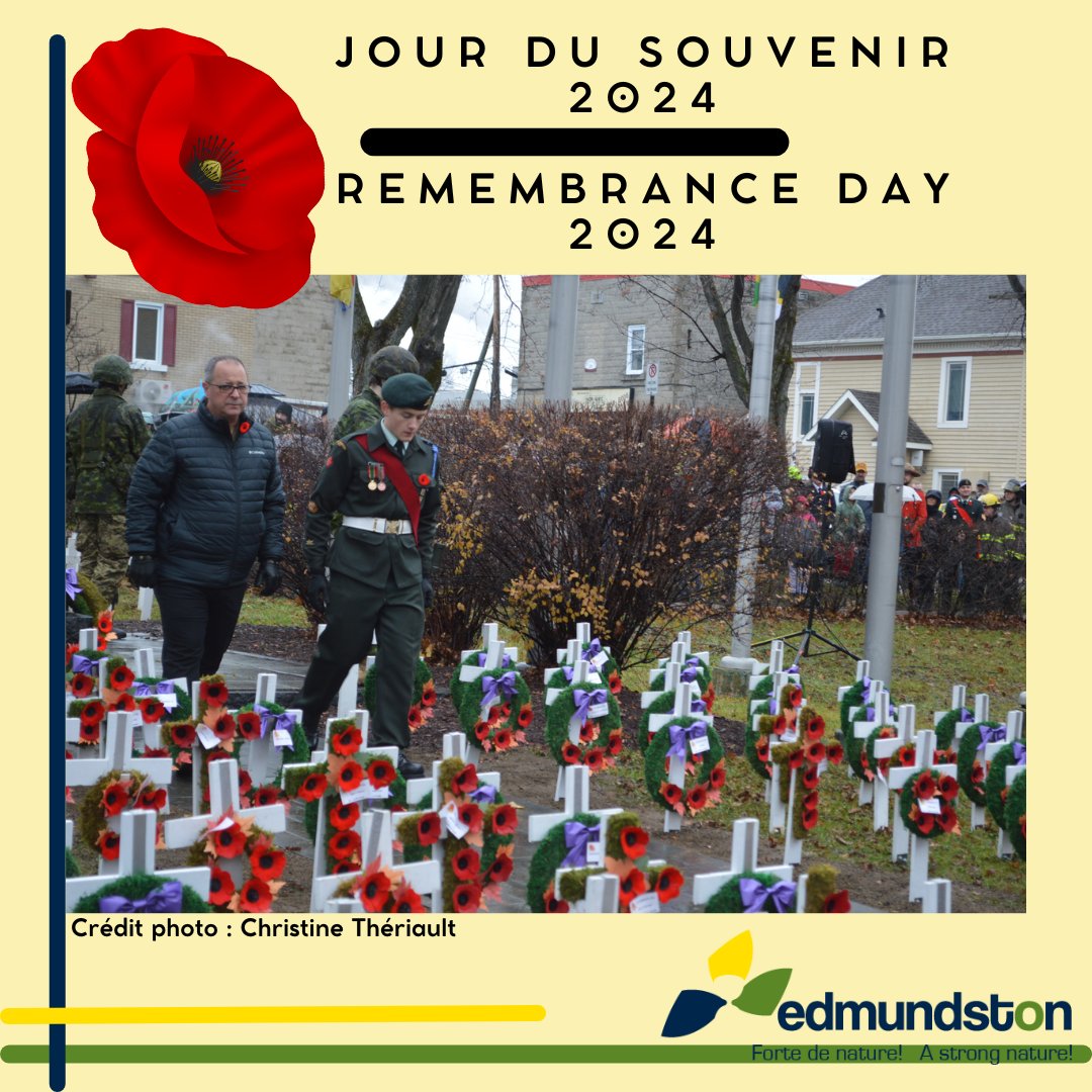 Une foule nombreuse a assistée à la cérémonie annuelle du Jour du Souvenir, devant le cénotaphe de l'Hôtel de Ville d'#Edmundston
📸 : Christine Thériault
----
A large crowd attended the annual Remembrance Day ceremony in front of the cenotaph at Edmundston City Hall
