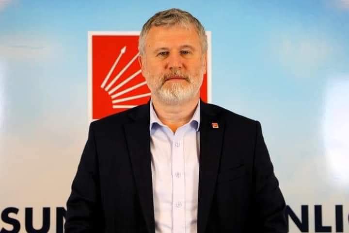 Giresun’daki Özel Kent Hastanesi’nde  görev yapan CHP Giresun İl Başkanımız Sn.Op.Dr.Gökhan Şenyürek, görevi başında bir hasta yakınının saldırısına uğramıştır.Kıymetli İl Başkanımıza  geçmiş olsun dileklerimizi iletiyoruz. <a href="/herkesicinCHP/">CHP 🇹🇷</a>  <a href="/eczozgurozel/">Özgür Özel</a> <a href="/alimahir/">Ali Mahir Başarır</a> <a href="/ekrem_imamoglu/">Ekrem İmamoğlu</a>