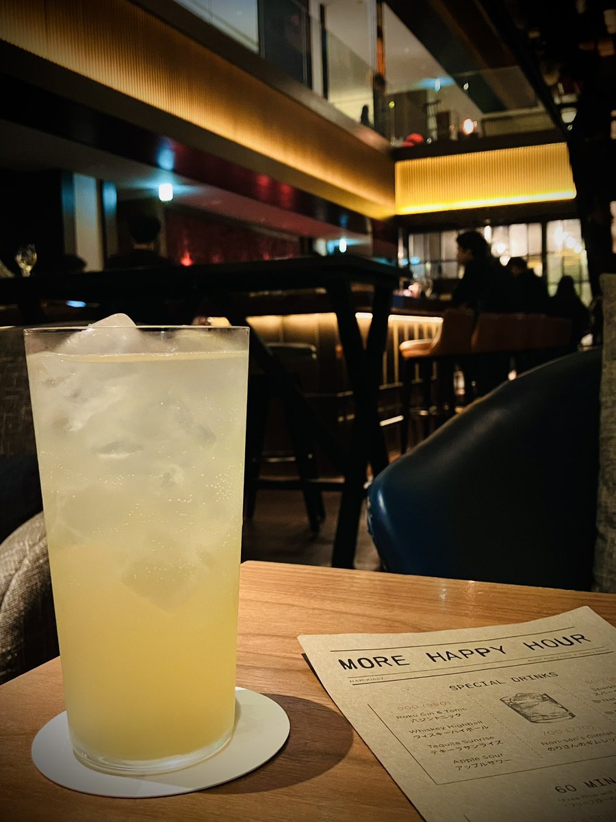 m_hotel32's tweet photo. 【Hyatt Centric Ginza Tokyo】
ハイアットセントリック銀座
NAMIKI667
ナミキ667
ワンコインハッピーアワー🍷🍹
※日にち限定
ホテルなのにかなりお得な企画
ドリンクが500に✨
#hyattcentricginza
#hyatt #ハイアット
#hotel #ホテル
#TokyoHotel
#東京ホテル
#tokyo #東京
#銀座 #gnza https://t.co/4775Ipdrf0