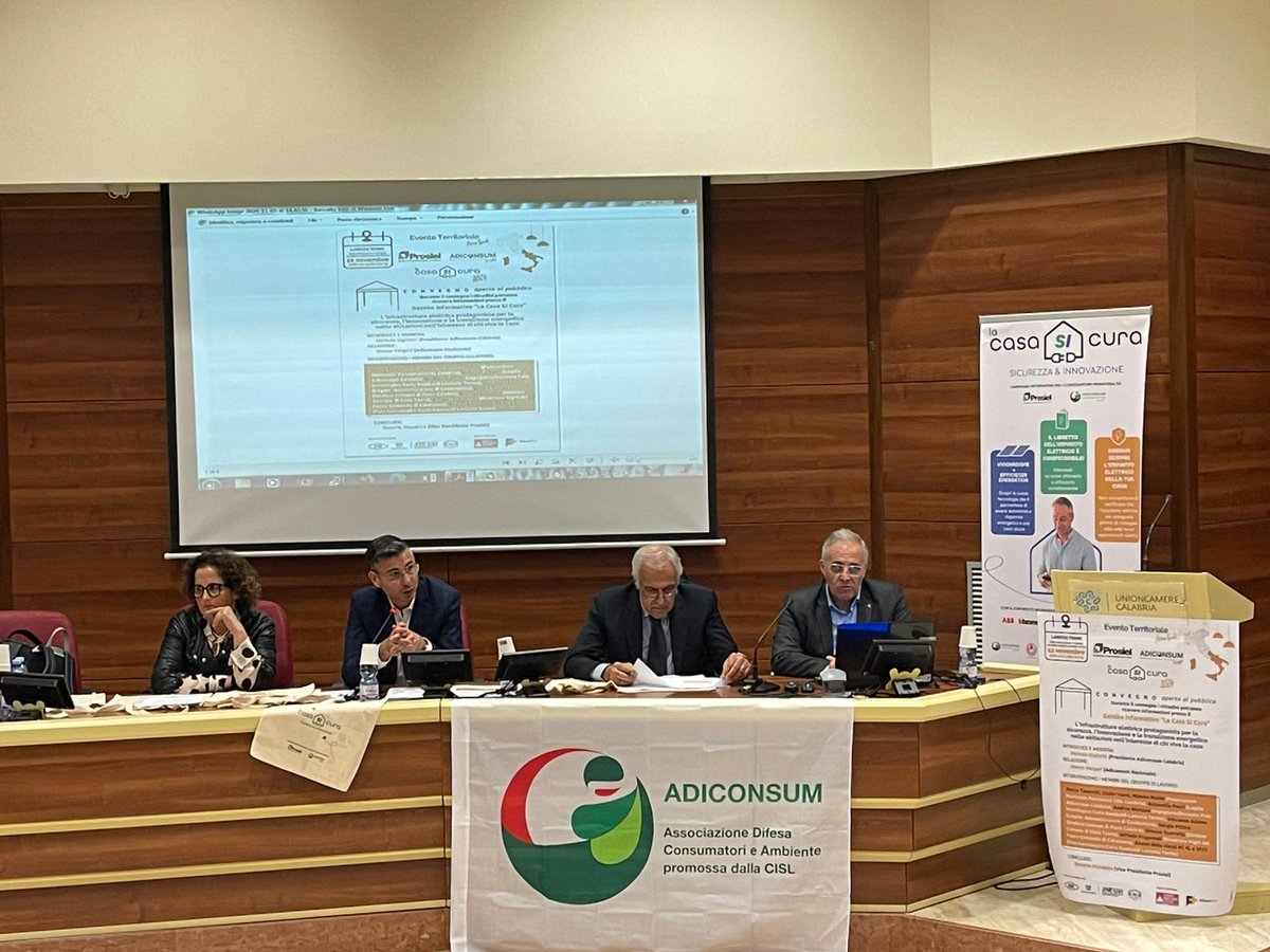 adiconsum's tweet photo. 📍Iniziati i lavori del secondo Convegno territoriale APERTO al pubblico "La Casa SI Cura" di #Adiconsum e #Prosiel
🗓️#12novembre ⏰9-13 🌍Lamezia Terme - Unioncamere Calabria - Via delle Nazioni 23
https://t.co/FaGJ38Tclb

#casa #Sicurezza #elettricità #innovazione https://t.co/SG5d7Tjbgt