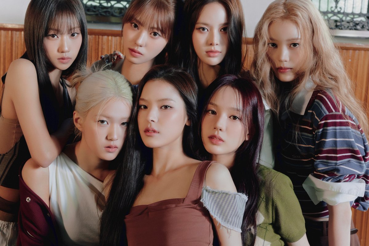 Concept Photo (naya Ver.) izna The First Mini Album 'N/a' 2024.11