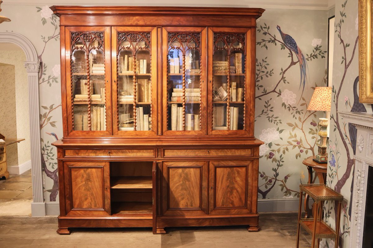 BrownriggUK's tweet photo. Early to Mid 19th Century French Mahogany Bookcase
https://t.co/PN3LCi9T6T
#mahoganybookcase #antiquebookcase #frenchfurniture #antique #furniture https://t.co/iBvUtmOhtp
