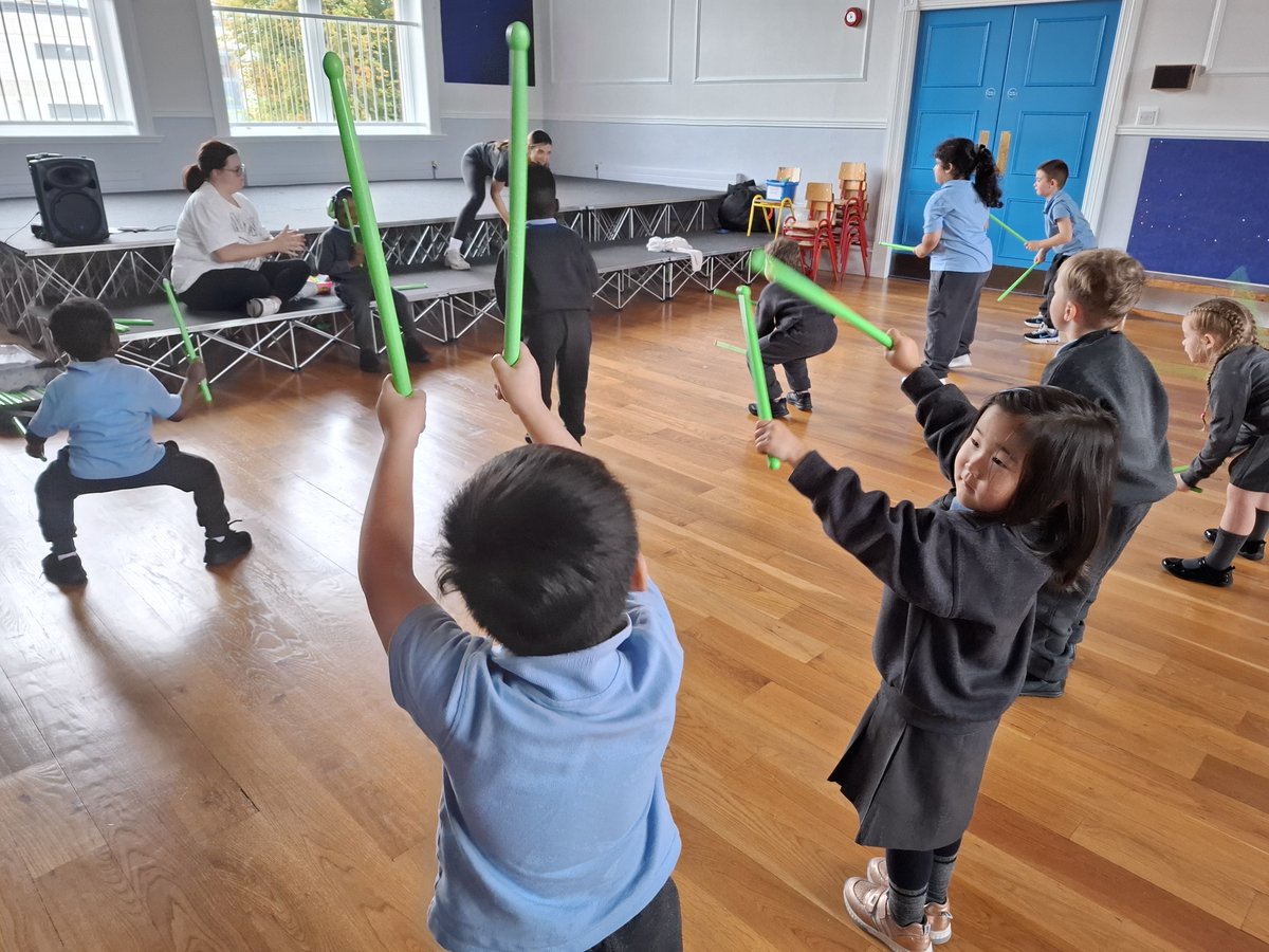 NEIC_Dublin's tweet image. We were thrilled to be able to support Central Model Infants School as part of our 2024 Community Grants scheme. Funding was used to provide dance classes to celebrate the European Week of Sport🤸‍♀️ This enabled every child (149 pupils) to participate in a fun dance lesson!✨#NEIC