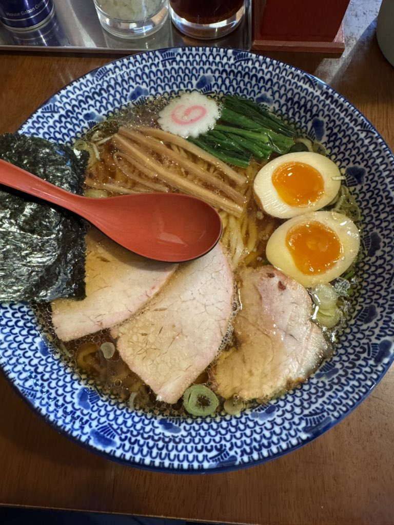aaabbbddd_vvv's tweet photo. 手打中華　特札堂（福島県郡山市）

中華そば　大盛り
TP:半熟煮玉子

美しいフォルム✨
味良し👍
美味しくいただきました😋

#白河ラーメン　#ラーメン https://t.co/Cpfvdexox6