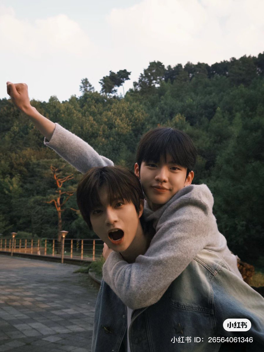 peachdaeul's tweet photo. dalwoo stans keep winning yawssss https://t.co/jlYwwdoBf4