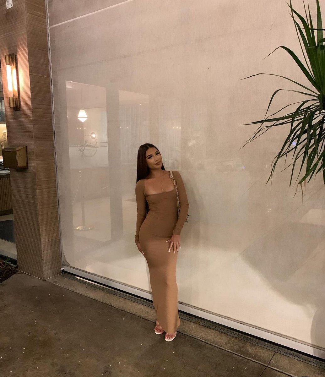 itsmaiiiix's tweet photo. Birthday 🎂 21! |
Send me a birthday present 😘| make me a part of your fantasy|#money #gift #prettygirlissues #cashcows #spend https://t.co/arP2c1HCkL