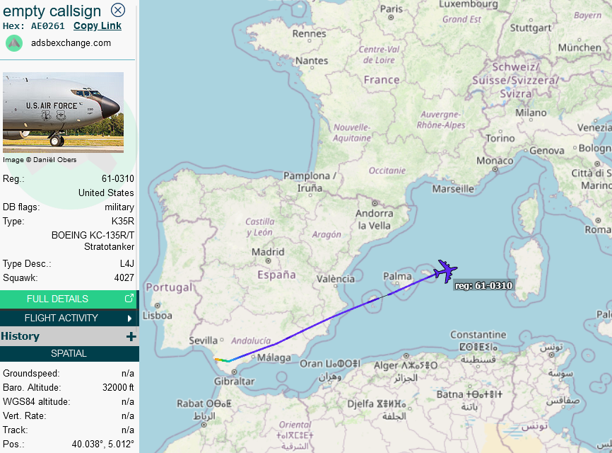 SirListenalot's tweet photo. #KC135 #AE0261 #BLUE61 out of Rota on its way to pick up #A10's #TABOR11 from Sigonella and drag them to Lajes. KC135 #AE0362 #BLUE62 (Rota -Lajes) will join in later https://t.co/Ry0b8H0hDp
