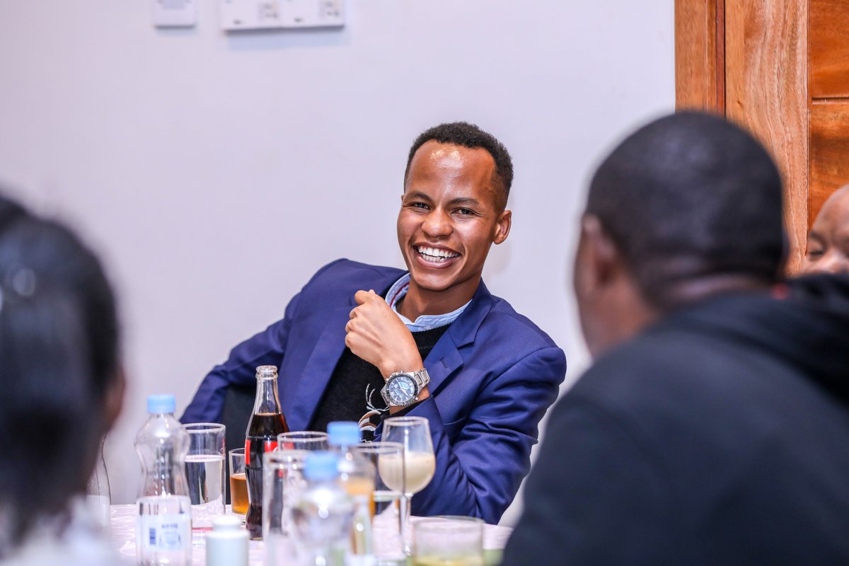 SafaricomPLC's tweet photo. We hosted a warm evening in Eldoret with the regional journalists, our valued partners who continue to amplify our story across the region and beyond. It was a time of appreciation, connection, and exploring new ways to collaborate as we celebrate 24 years of transforming lives together.

#SambazaFurahanaSafaricom #MediaEngagements