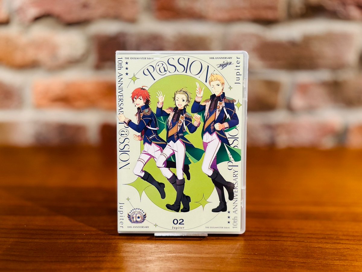 SideM_lantis's tweet photo. 【CD情報】#SideM

／
㊗本日発売🎉
10th ANNIVERSARY P@SSION 02
Jupiter
＼

新曲2曲と、既存ユニット曲、そして「Inner Dignity」ソロVer.を収録！

特典ストーリーが読めるシリアルコードと、
初回生産分には特製ブロマイド（ランダムで1枚）が封入！！ https://t.co/CwG5wuvRza